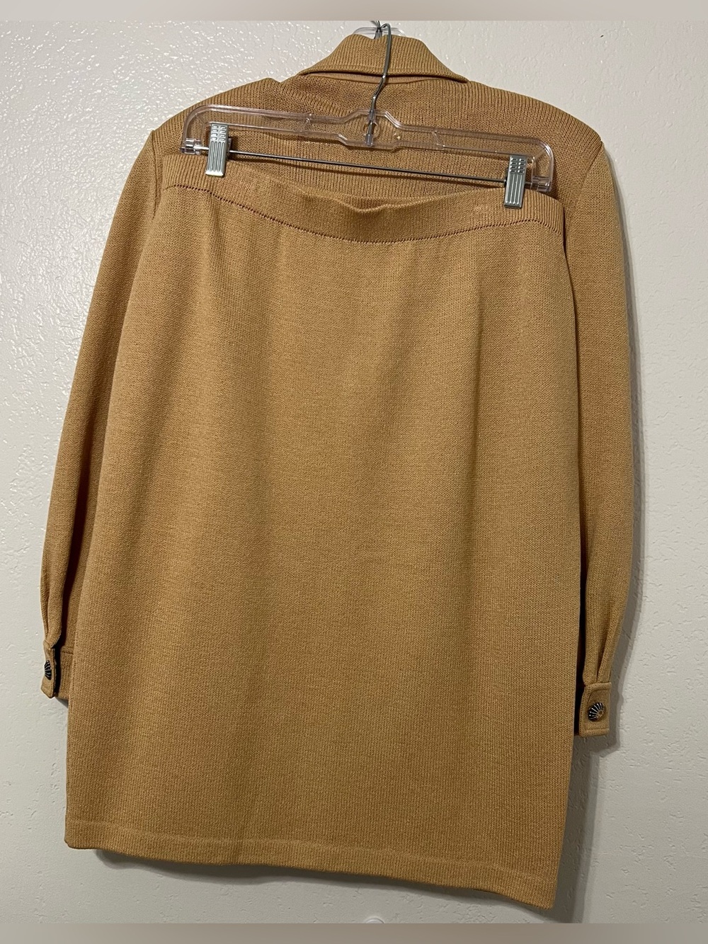 St. John Collection Marie Gray Knit Skirt Suit Set Camel Tan Luxe Career Chic - Picture 3 of 10